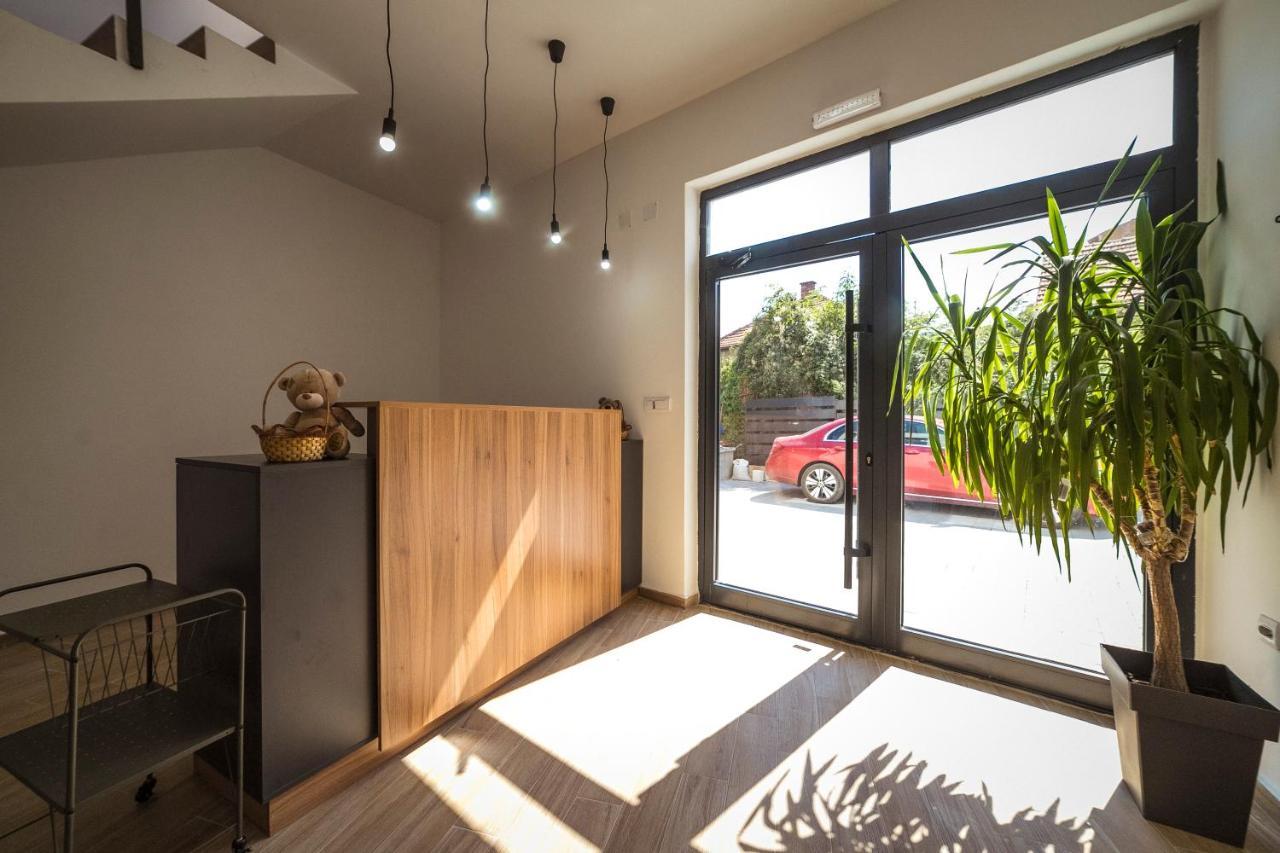 Zoe Pirot Apartamento Exterior foto
